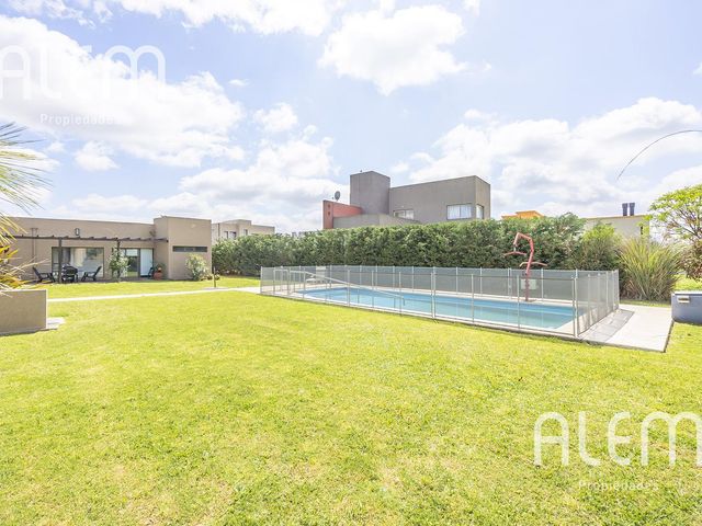 place photo 49