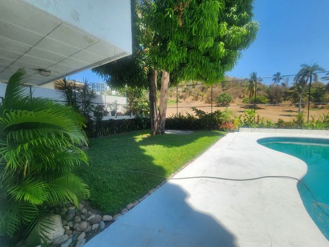place photo 34