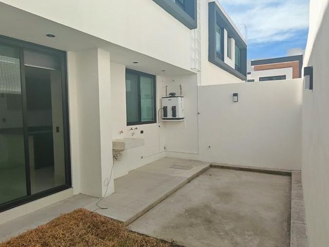 place photo 32