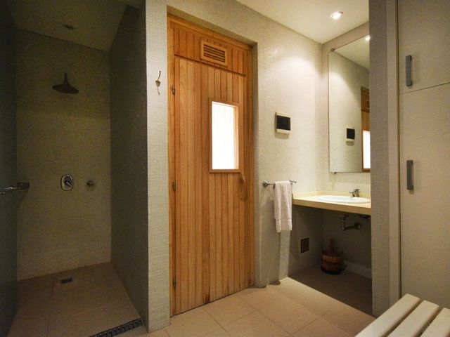 place photo 80