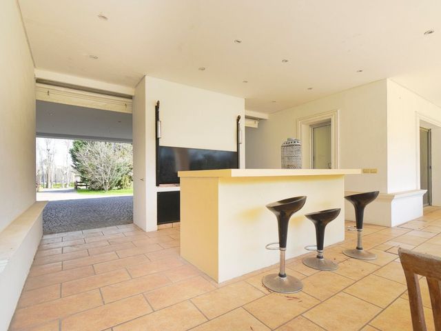 place photo 89