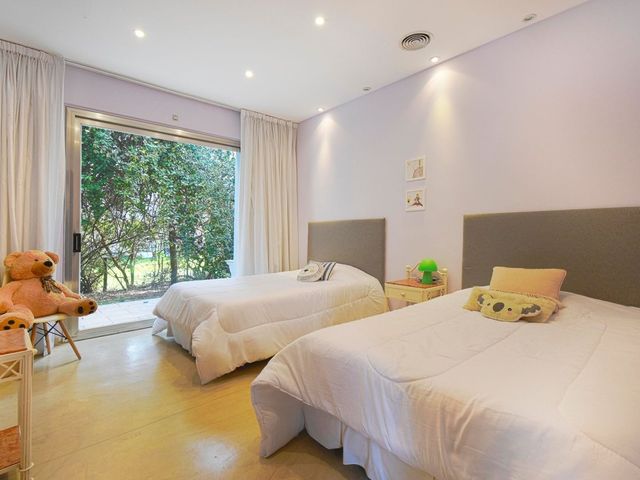 place photo 48