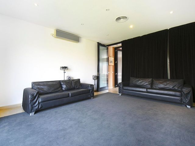 place photo 73