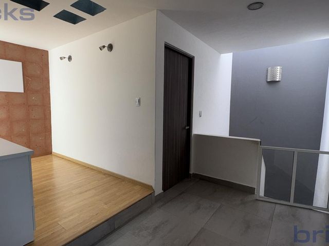 place photo 45