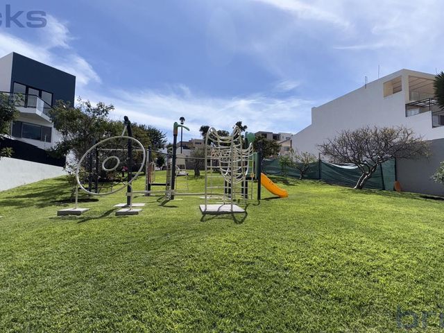 place photo 47