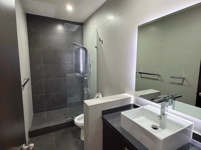 place photo 44