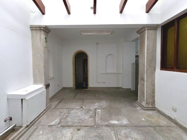 place photo 36
