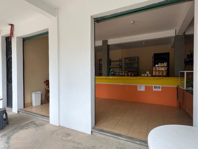place photo 34
