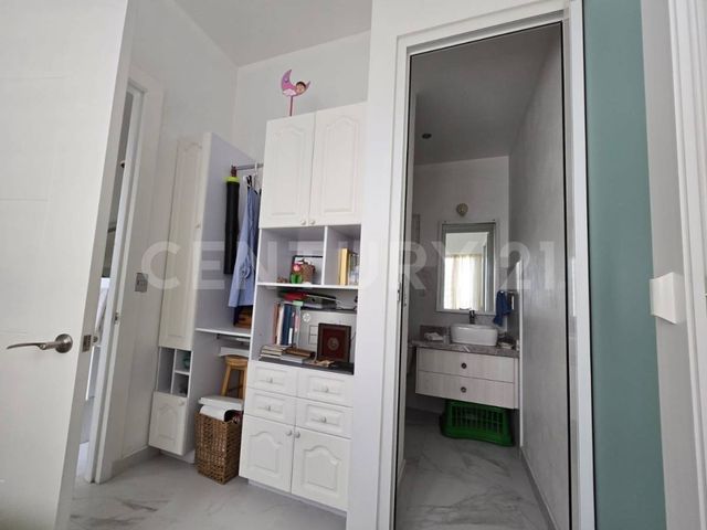 place photo 48