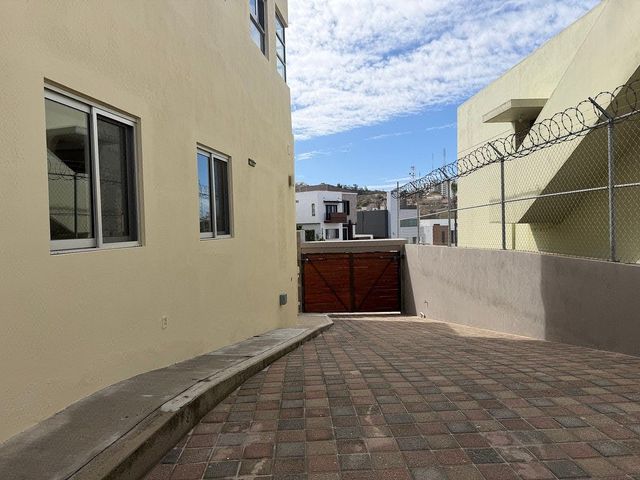 place photo 22