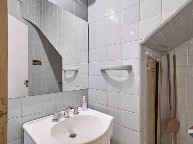 place photo 50