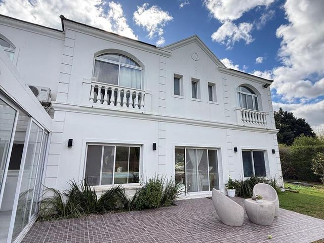 place photo 75