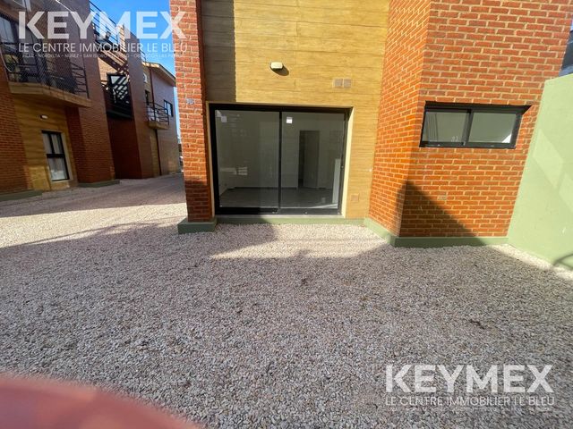 place photo 34