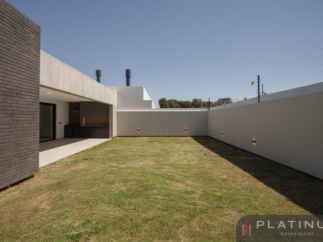 place photo 49