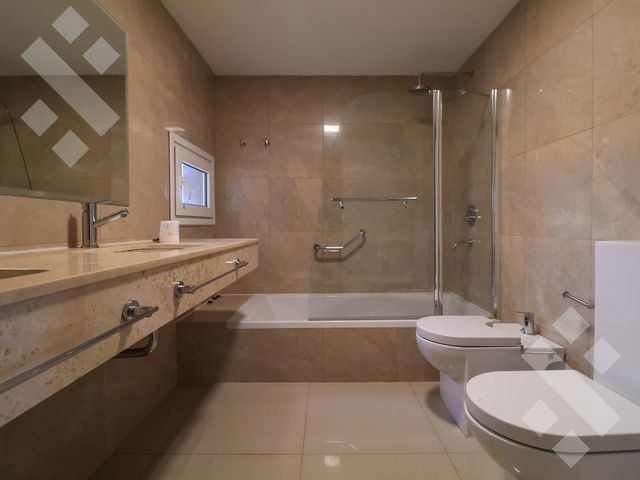 place photo 48