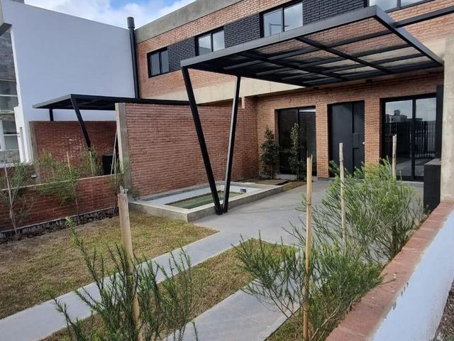 place photo 53