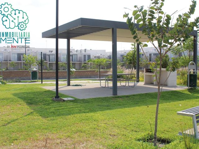 place photo 36