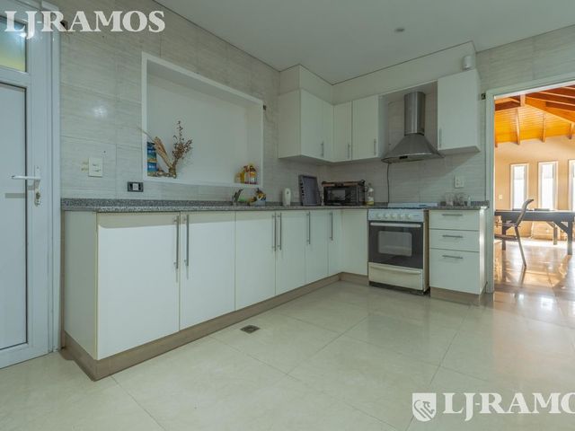 place photo 39