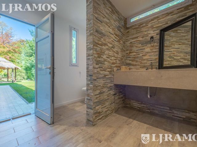 place photo 41