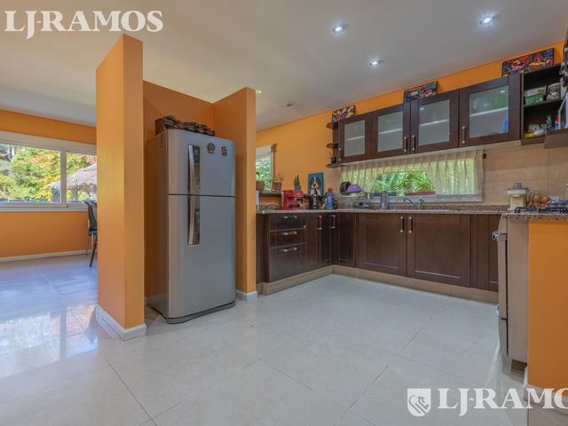 place photo 46