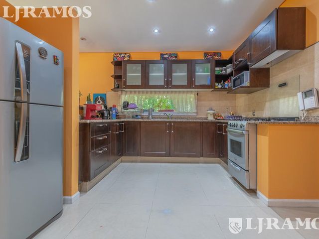place photo 47