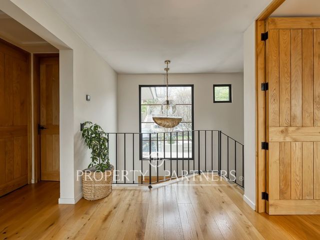 place photo 32