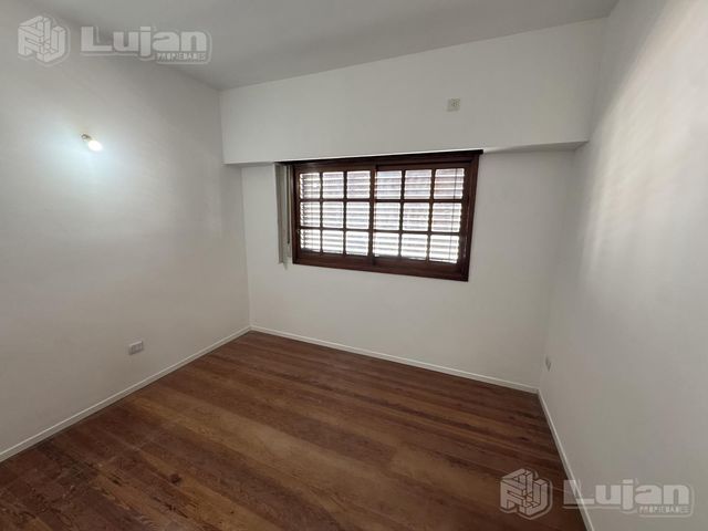 place photo 49