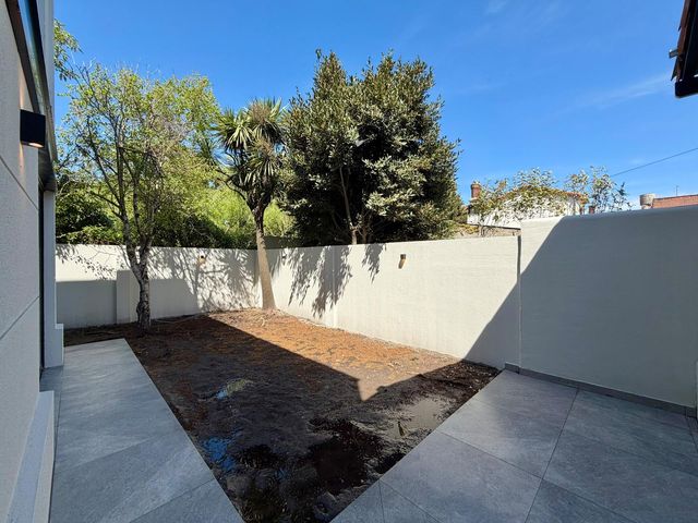 place photo 48