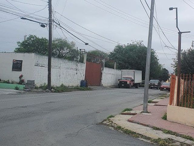 EXCELENTE TERRENO BIEN UBICADO EN APODACA