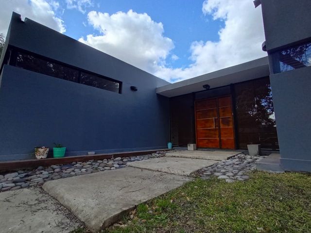 place photo 54