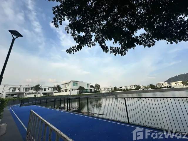place photo 32