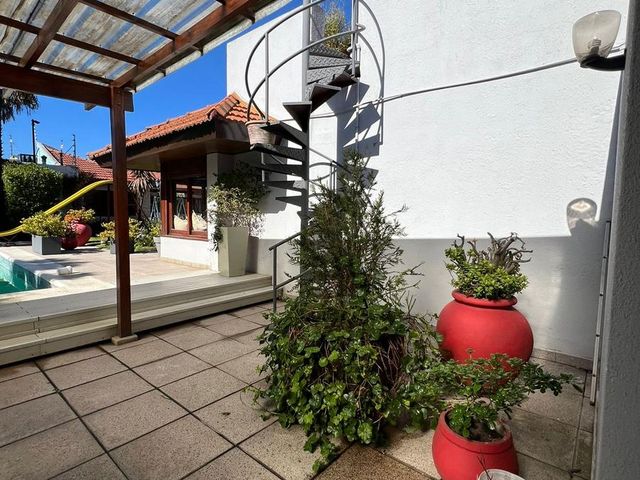 place photo 66