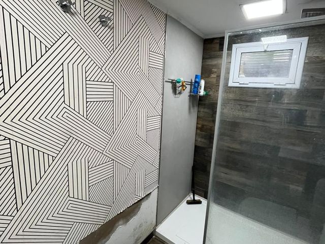 place photo 52
