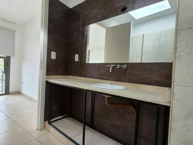 place photo 49