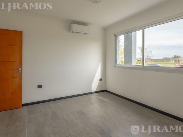 place photo 59