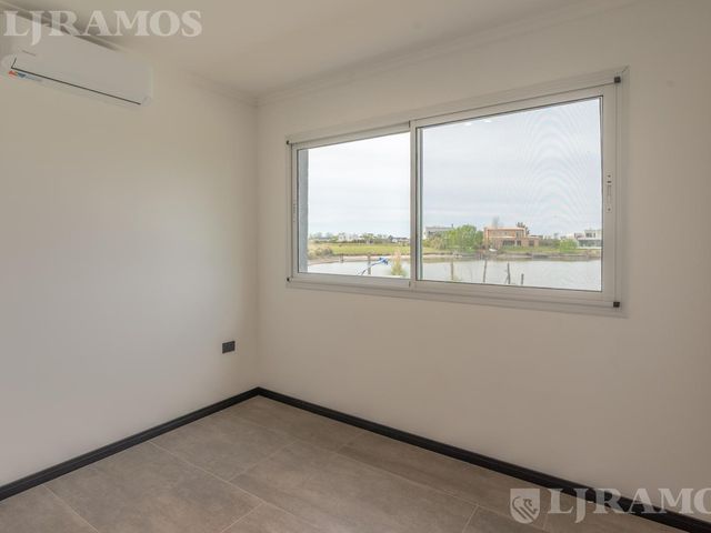 place photo 53