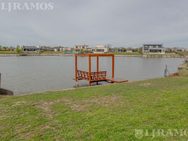 place photo 47