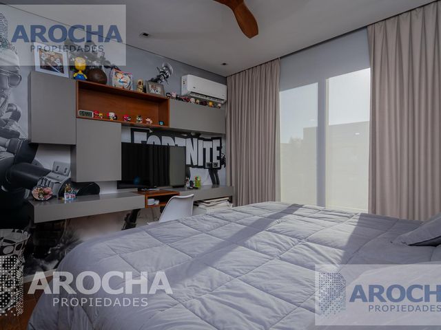 place photo 66