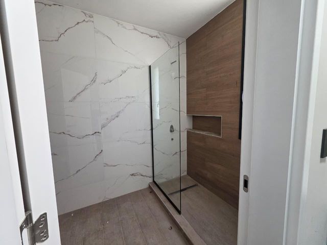 place photo 52
