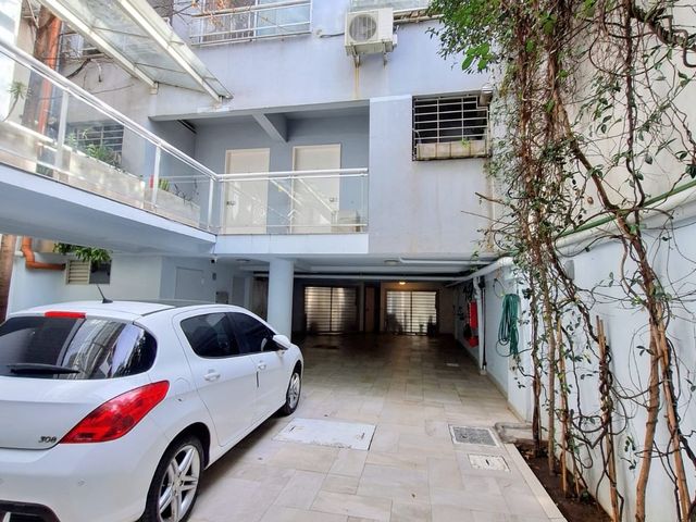 place photo 40