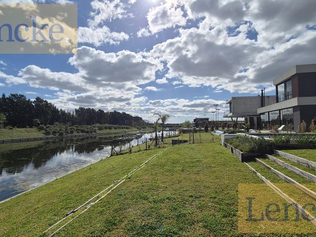 place photo 41