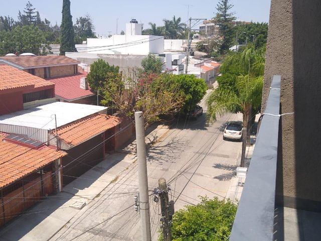 place photo 18