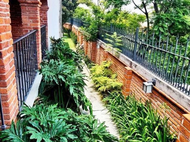 place photo 44