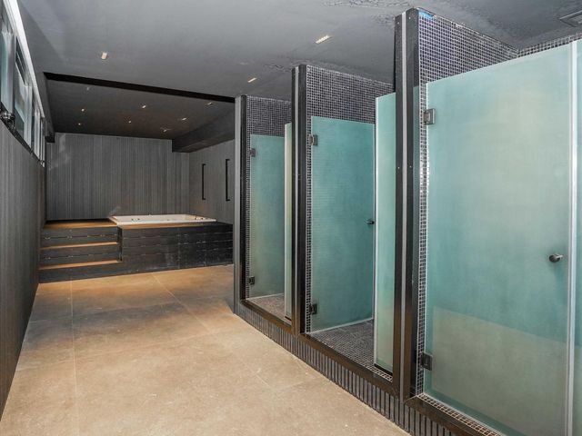 place photo 43
