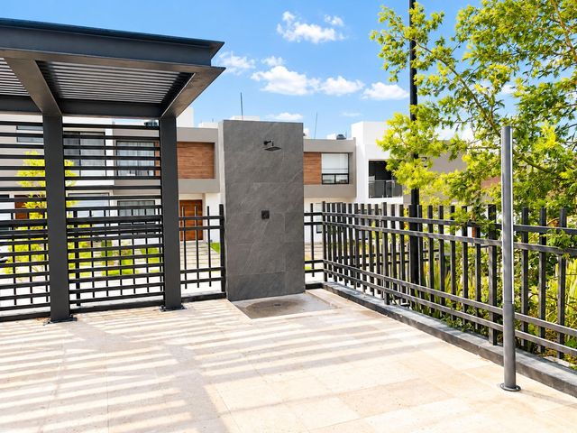 place photo 44