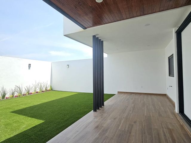 place photo 26