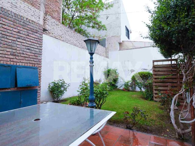 place photo 56