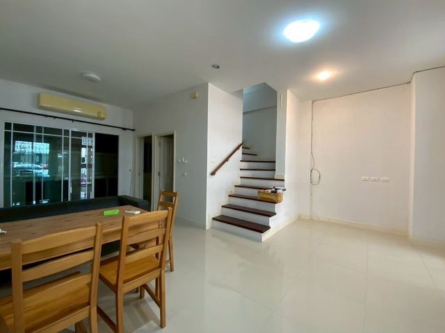 place photo 48