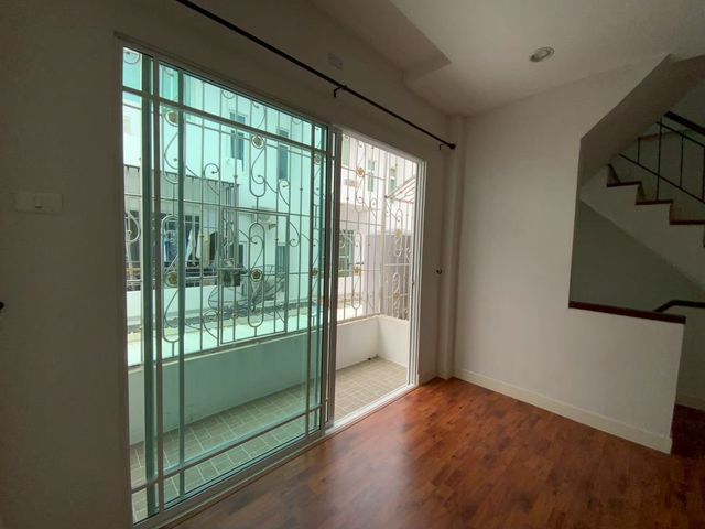 place photo 37