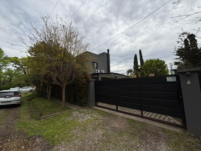 place photo 60